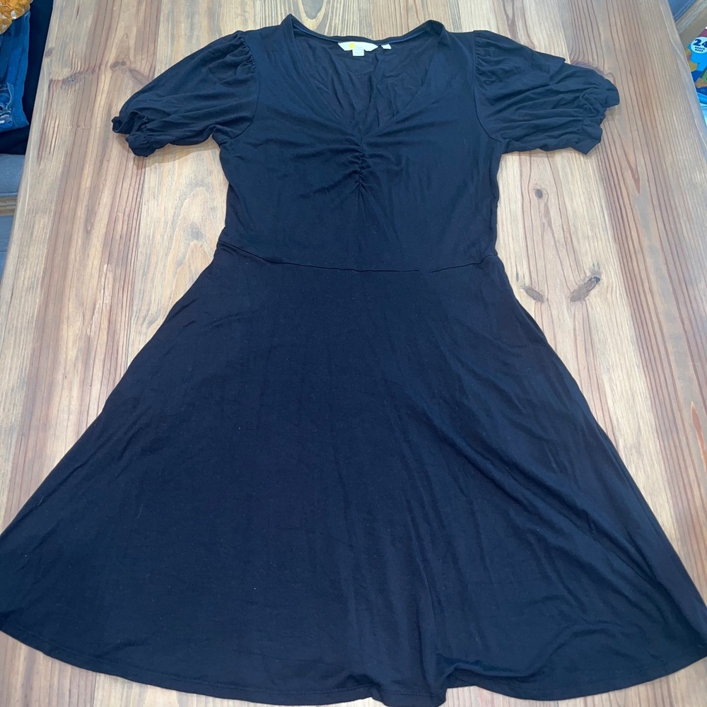 Boden Black Fit and Flare Midi‎ Dress V Neck Ruched Short Sleeve Casual